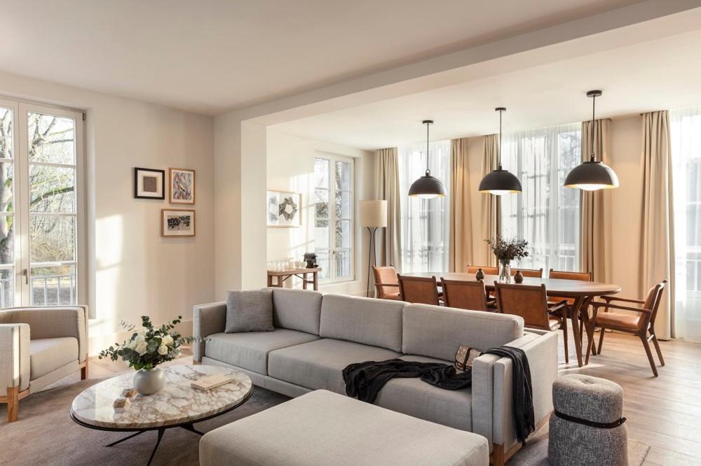 Hotel Le Grand Pavillon