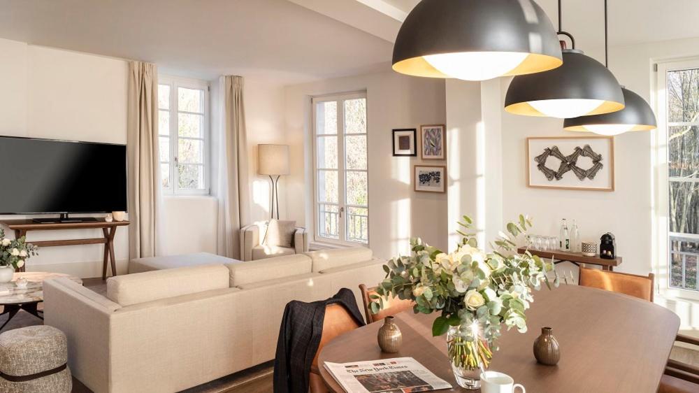 Le Grand Pavillon Hotel