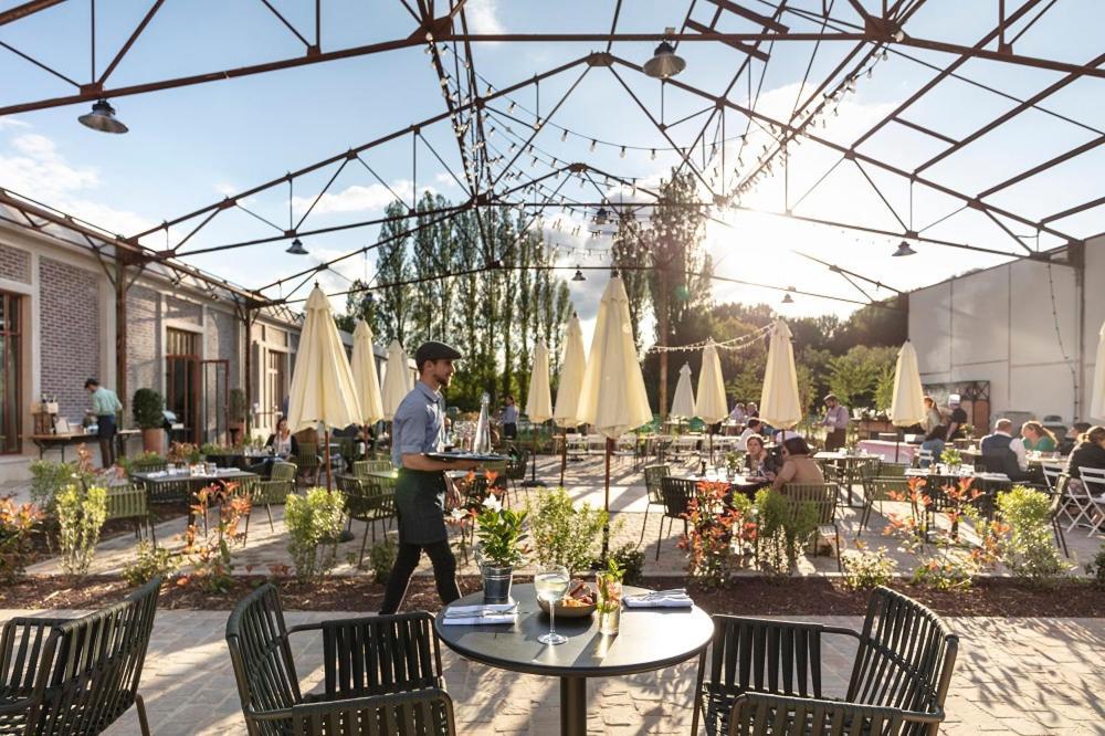 Le Grand Pavillon Hotel 4*