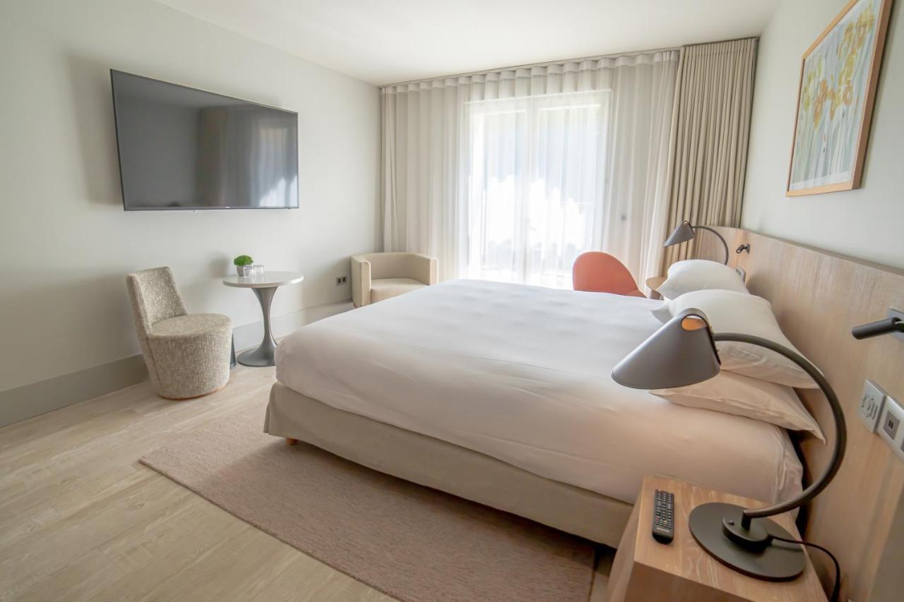 Le Grand Pavillon Hotel Chantilly