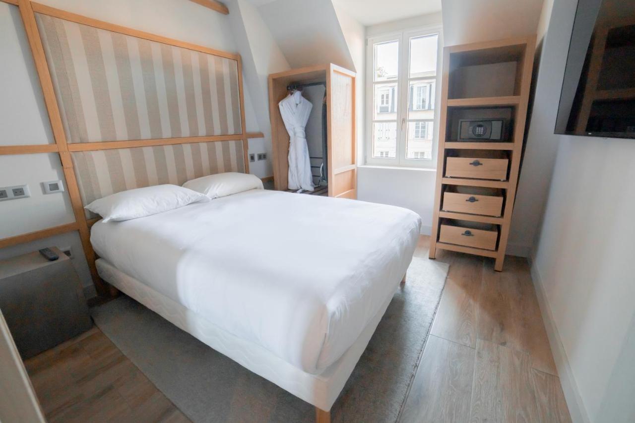 Le Grand Pavillon Hotel 4*