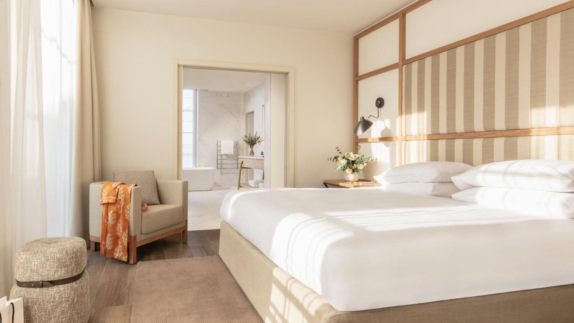 Hotel Le Grand Pavillon